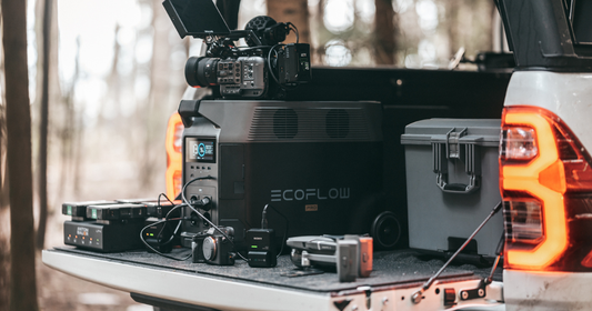 EcoFlow DELTA PRO conectada a diversos dispositivos de gravação
